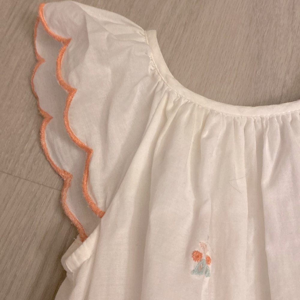 Baby Gap embroidered eyelet dress size 6-12m - Picture 3 of 4